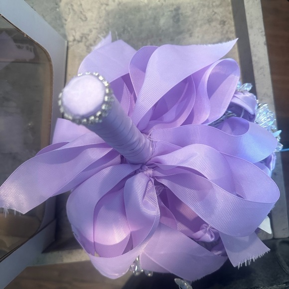 Lavender wedding bouquet with, Grooms boutonniere. - Picture 6 of 11